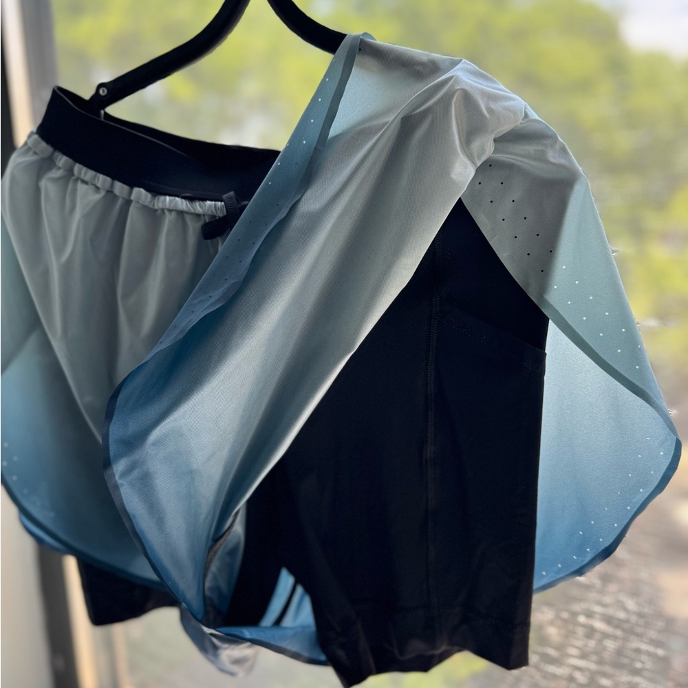 Lululemon Lab lined short - Picture 3 of 8